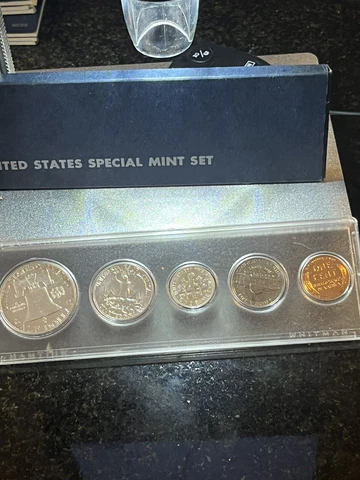 1956 US Mint %90 Silver Proof Set in Plastic Holder  5 Coin Set Special Mint Set Cover