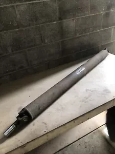 87-92 Jeep Comanche MJ 4.0L Manual Transmission 2WD Rear Driveshaft Short Bed - Picture 1 of 2