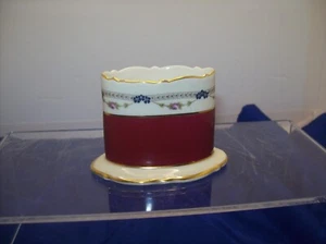 ROYAL BAYREUTH GERMANY US ZONE PORCELAIN BURGUNDY TOOTHPICK/MATCHSTICK HOLDER - Picture 1 of 6