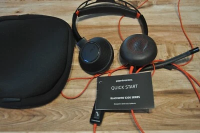 PLANTRONICS Blackwire C5200 Black/Red On the Ear Headsets LIKENEW CONDITION - Image 1 of 2