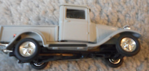 Road Signature Collection Ford Pick Up 1934 Grey 1/43