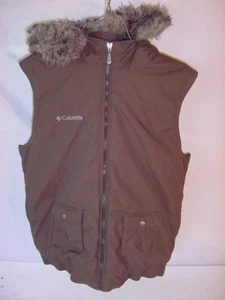 Cute Columbia Vest with Faux Fur Trim - Brown Size 18/20 YOUTH - Picture 1 of 2