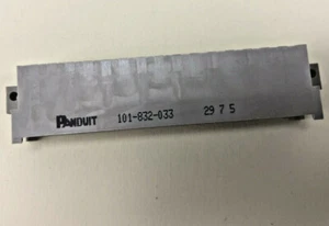 Panduit 101-832-033 DIN-Leiste, Typ F, abgewinkelt, Lötstift 4,0mm, 32 Kontakte - Bild 1 von 4