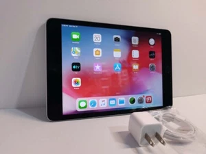 Unlocked Apple iPad mini 3 Wi-Fi 4G 16GB iOS 8.1 Smart Tablet - Grey - Picture 1 of 16