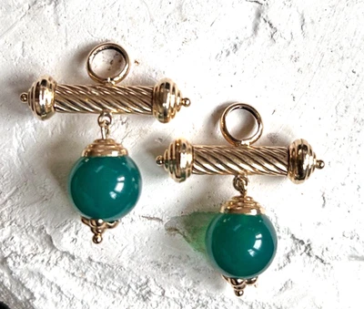 ¿Par vintage de oro amarillo de 14kt y crisoprasa verde de 7,9 mm?  Dijes/dijes para pendientes Foto 1 de 4