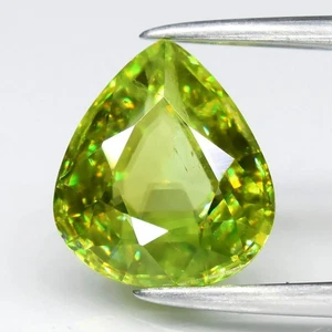 💎 2.05ct Pear Natural Yellowish Green Sphene - High Luster, Madagascar Gemstone - Picture 1 of 4