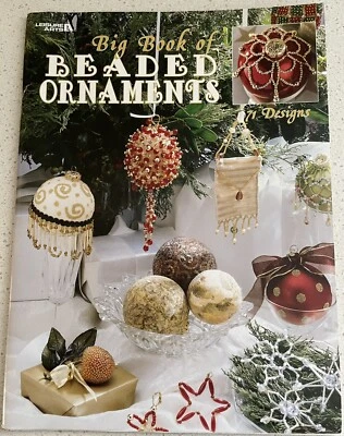 🥀 ~~ BIG BOOK OF BEADED ORNAMENTS ~~ 71 Designs Christmas - Leisure Arts - image 1 of 4