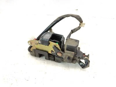 MAZDA 626 1998 1.8 66KW BERLINA REAR LEFT SIDE DOOR LOCK LATCH CATCH MECHANISM - Imagem 1 de 4