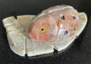 Tiny Ladybug Figurine, Hand-Carved in Soapstone, Sitting on Leaf, New Condition - Picture 1 of 9