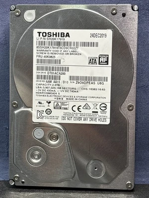 "Disco duro Toshiba DT01ACA200 2 TB SATA 3,5"" 7200 rpm" Foto 1 de 3