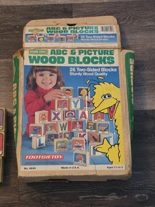 Vintage Sesame Street Tootsietoy 26 Wood ABC & Picture Blocks incomplete 21pcs - Picture 1 of 8