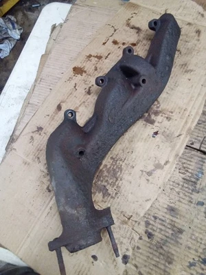 Buick Skylark 350 1971 colector de escape derecho V8 340 Riviera Electra Century Foto 1 de 4