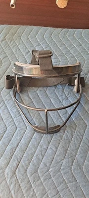 Rip-It Defense Softball Fielder's Mask - Image 1 of 3