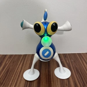 Hasbro 2005 full size ZIZZLE IZ Interactive Light up Alien Robot toy Blue TESTED - Picture 1 of 13