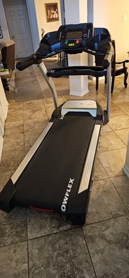 Bowflex - BXT216 Treadmill - Gray 11 program brand new  - Image 1 of 4