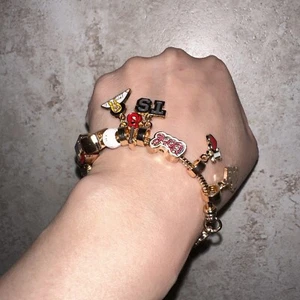 Taylor Swift Eras Tour 1989 ""Swiftie"" Freundschaftsarmband Charm Goldton - Bild 1 von 8
