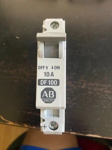 1492CB1DF100 MOTOR CONTROLLER / MANUAL CIRCUIT BREAKER MINIATURE 2 HP 10 AMP SIN - Picture 1 of 3