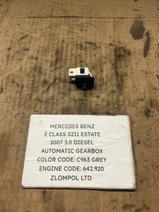 Mercedes E Klasse S211 2007 3.0 Diesel - Türlichtkontaktschalter 2028209410 #2 - Bild 1 von 8