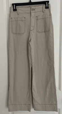 Bagatelle Collection Women's 4 Cropped Wide Leg Khaki Pants - Image 1 of 4