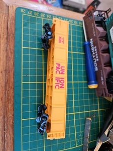 Bachmann 8-Panel Gondola ~ UNION PACIFIC ~ Rd# UP 65263 - Hook & Horn - HO #199 - Picture 1 of 4