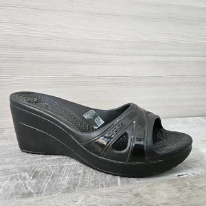 Sandalias Crocs Jenee negras de cuña para mujer talla 7 estrechas de Japón - Imagen 1 de 16