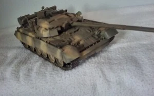 Built Ukraine T-80 UD - Picture 1 of 5