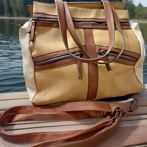 Three-Toned Vinyl X-Spacious Five-Zip Compartment Tote Size XL Multi-Color 13x13 - Picture 1 of 11