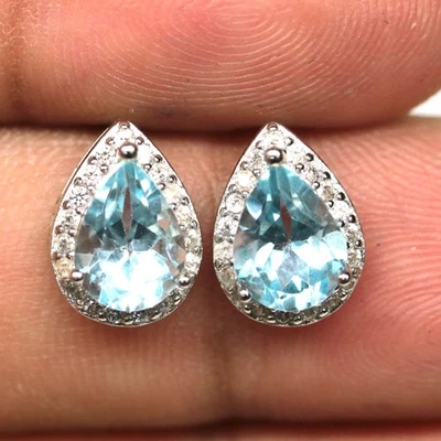 Regalo para ella plata de ley 925 6 x 8 mm. Pendientes de topacio y circón azul cielo Foto 1 de 4