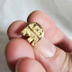 Vintage RNC goldfarbene Republikanisches Nationalkomitee ELEFANT Krawattennadel ANSTECKNADEL - Bild 1 von 3