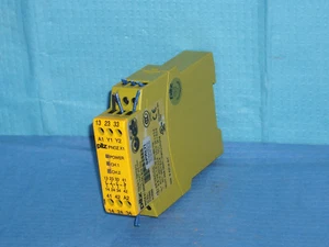 Pilz PNOZ X1 24VAC/DC 3n/o 1n/c Ident.No.:774300 416292 - Picture 1 of 2