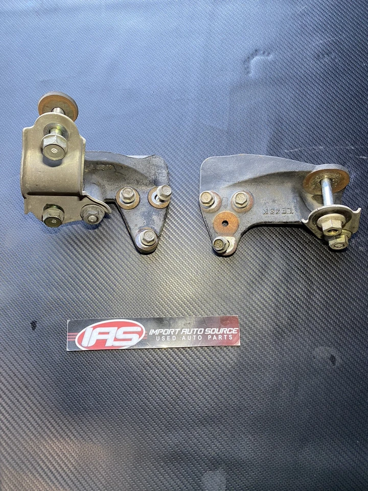 ✅2002-2006 ACURA RSX TYPE S - POWER STEERING RACK AND PINION BRACKETS OEM USED - Image 1 of 1