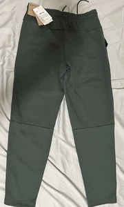 Men’s Nike Training Pant w/ Zip Pocket UPF 40+ FZ5850-338 Dry Fit Green Small - Picture 1 of 6