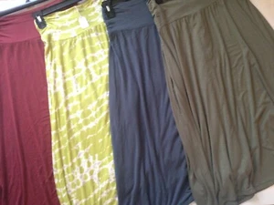 NEU! Bobeau Rock Damen Small Medium oder Large unterhalb des Knies Stretch grün blau - Bild 1 von 36