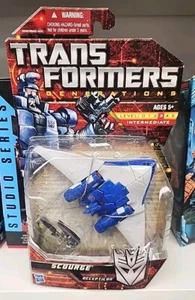 Transformers Generations Deluxe Class Scourge Action Figure NEW MOC - Picture 1 of 1