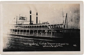 LeClaire Drug IA RPPC Postal Vaporera Gema Ciudad Dividida Sin Publicar - Imagen 1 de 2