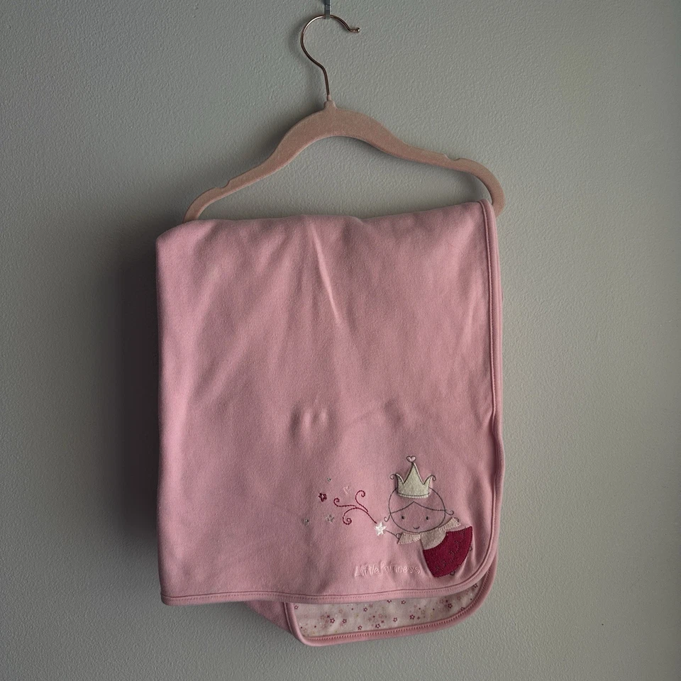 Manta bebé Little Princess vintage de solo un año de Carter’s Foto 1 de 4