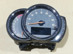 2018 BMW MINI COOPER F55 Manual Speedometer Speedo Clocks 8707226 - Picture 1 of 3