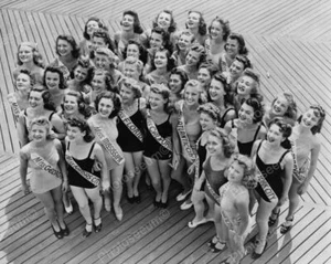 Miss America Contestants Aerial View! 8x10 Reprint Of Old Photo - Picture 1 of 1