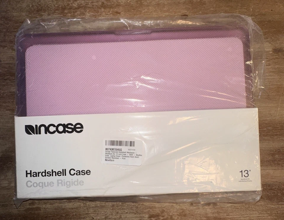 Incase INMB200618-IPK-B Hardshell Dot Case for the 2020 and M1 2020 13" Ma