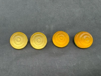 DOS PARES DE PENDIENTES DE CLIP ALEXIS BITTAR TALLADOS A MANO LUCITE Foto 1 de 4