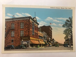 Federal Avenue Street Scene, Mason City, Iowa - Woolworth's Dime Store - Picture 1 of 8
