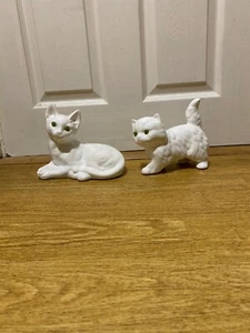 2 x Vintage White Cat Kitten Persian Figures - Picture 1 of 12
