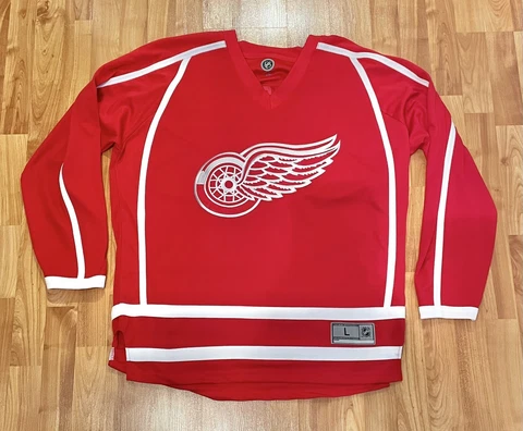 Detroit Redwings NHL Pavel Datsyuk Jersey Men’s Size Large Cover