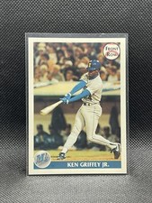 1991 Front Row Ken Griffey Jr. #3 Ken Griffey Jr. Homers Seattle Mariners