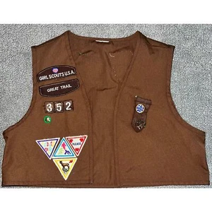 Vintage 90s Girl Scout Brownie Vest W/ Patches and Pins Brown see photo for sz - Picture 1 of 5