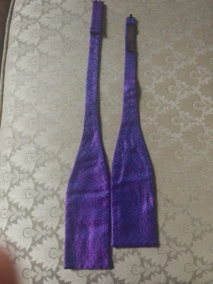 Charvet Place Vendome Men's Silver Silk Necktie Bow Tie Made in France Foto 1 de 4