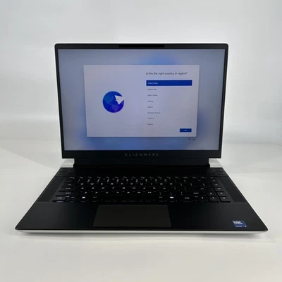 Alienware X16 R2 240Hz QHD+ Ultra 9 185H 32GB 1TB RTX 4080 - CONECTOR PARA AURICULARES DEFECTUOSO Foto 1 de 4