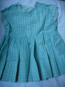 Kleines Mädchen Vintage Kleid, mintgrün, Silberfäden, Handarbeit, Gr. 2 oder 3 - Bild 1 von 6