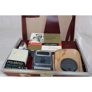 Polaroid Land Camera Model 150 And The 800 Complete With Carrying Case Manual - Picture 1 of 10