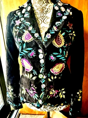 SM/MED Black Velvet Bohemian Fully Floral Embroidered Blazer/jacket - Image 1 of 4